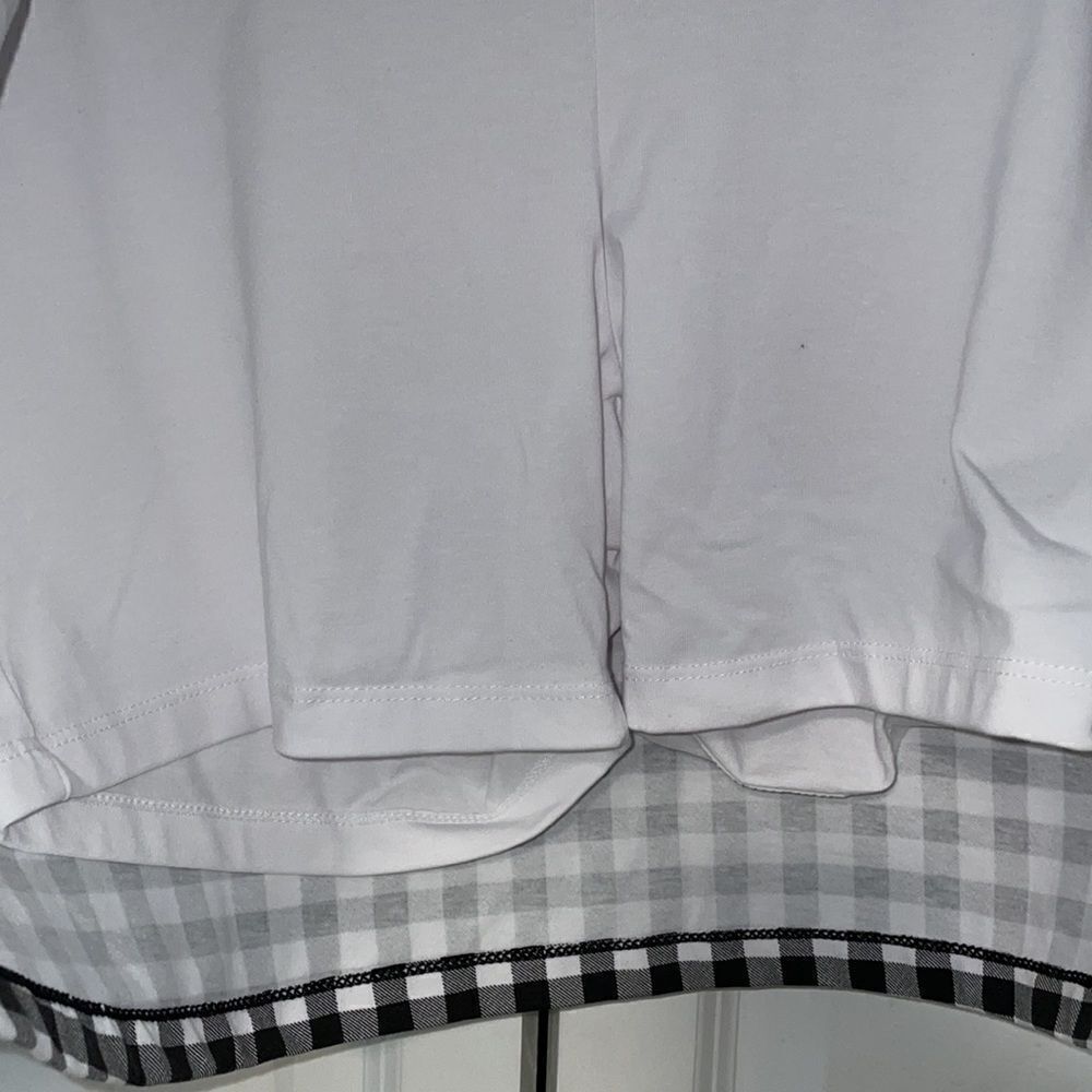 Checkered skort that smooths and slims size small - Picture 4 of 6